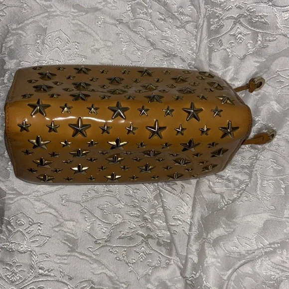 Jimmy Choo Star Studded Patent Leather Zip Wallet caramel/cognac - Picture 5 of 14